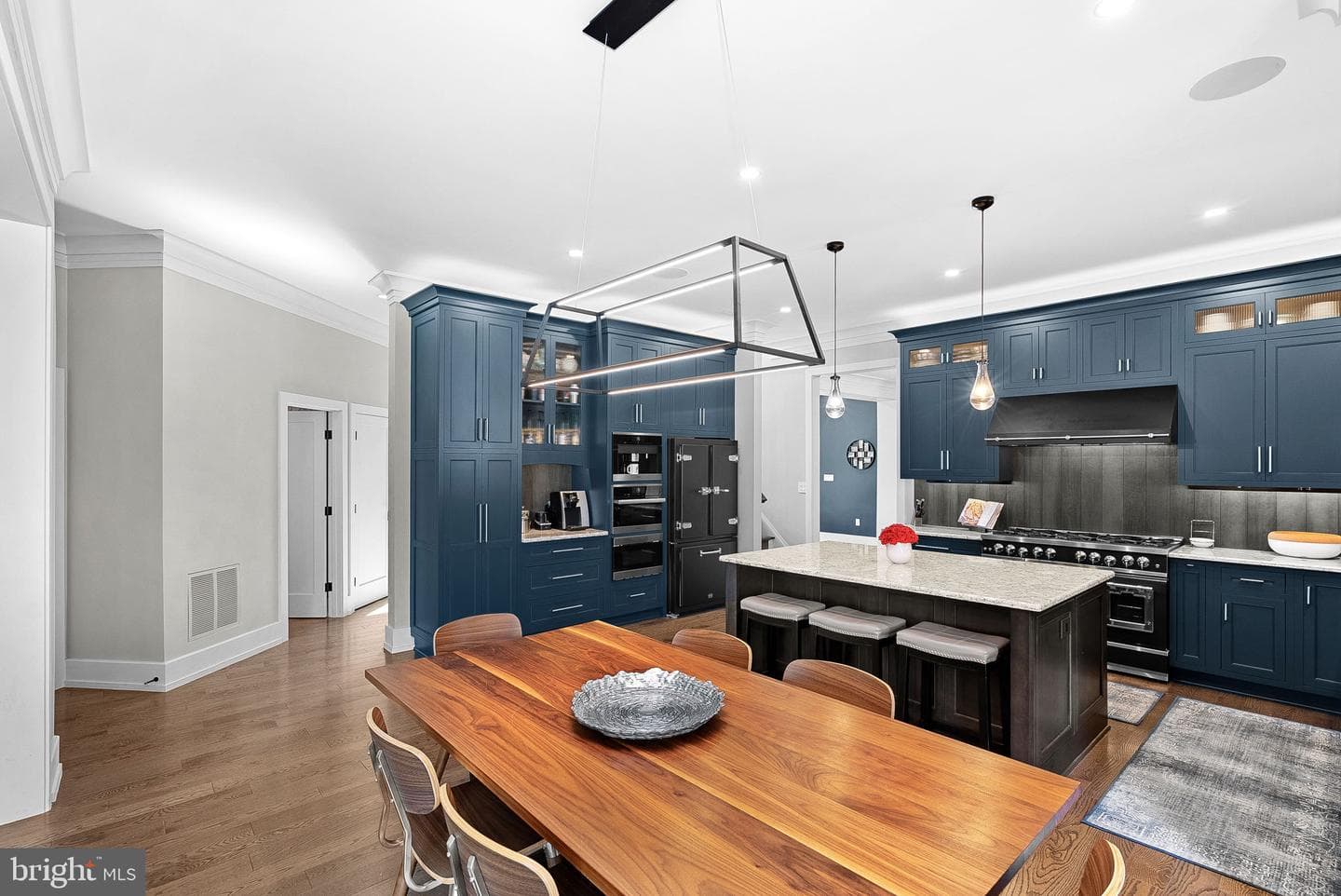 22043 Water Run Court photo 44
