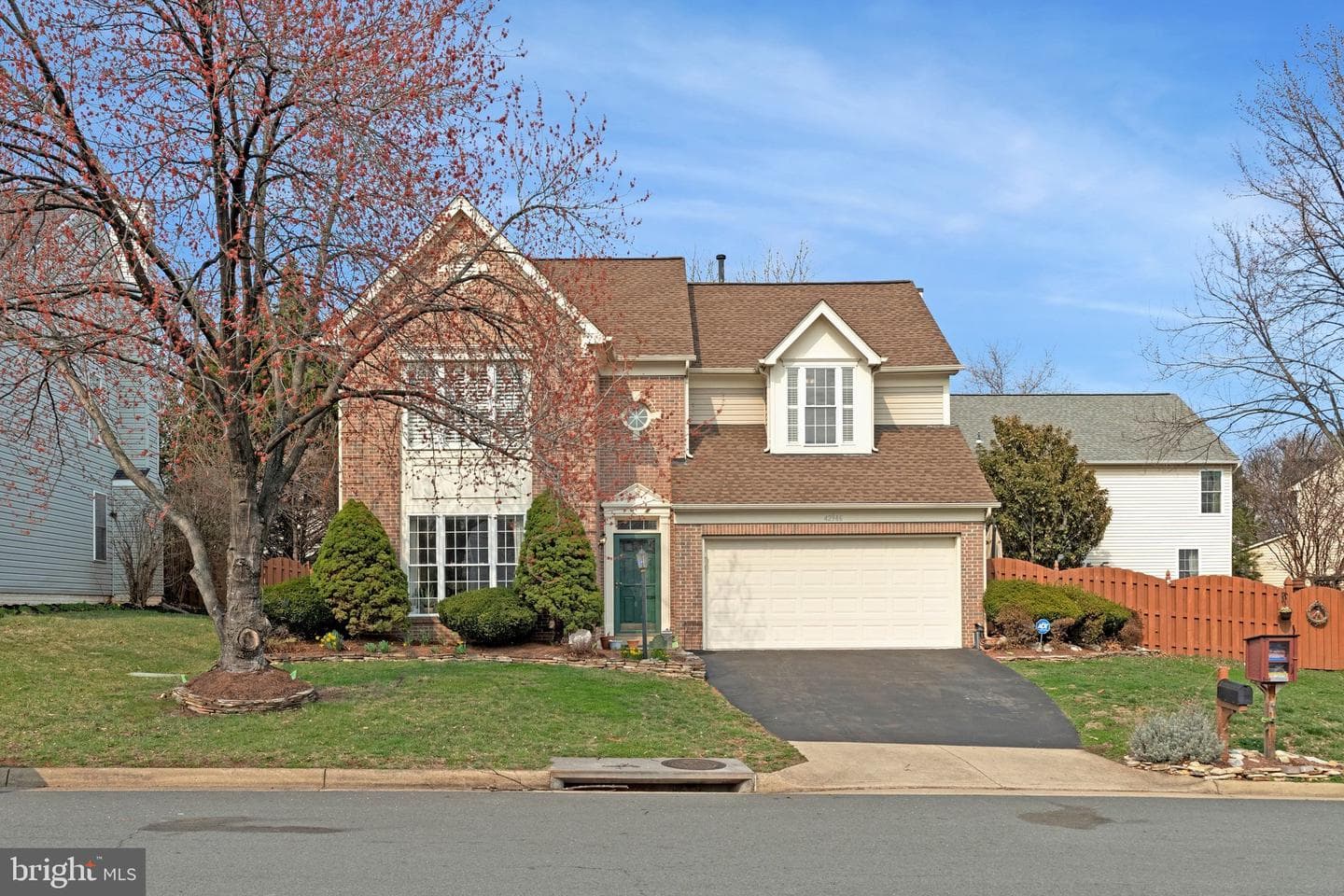 42946 Gotham Way, Ashburn