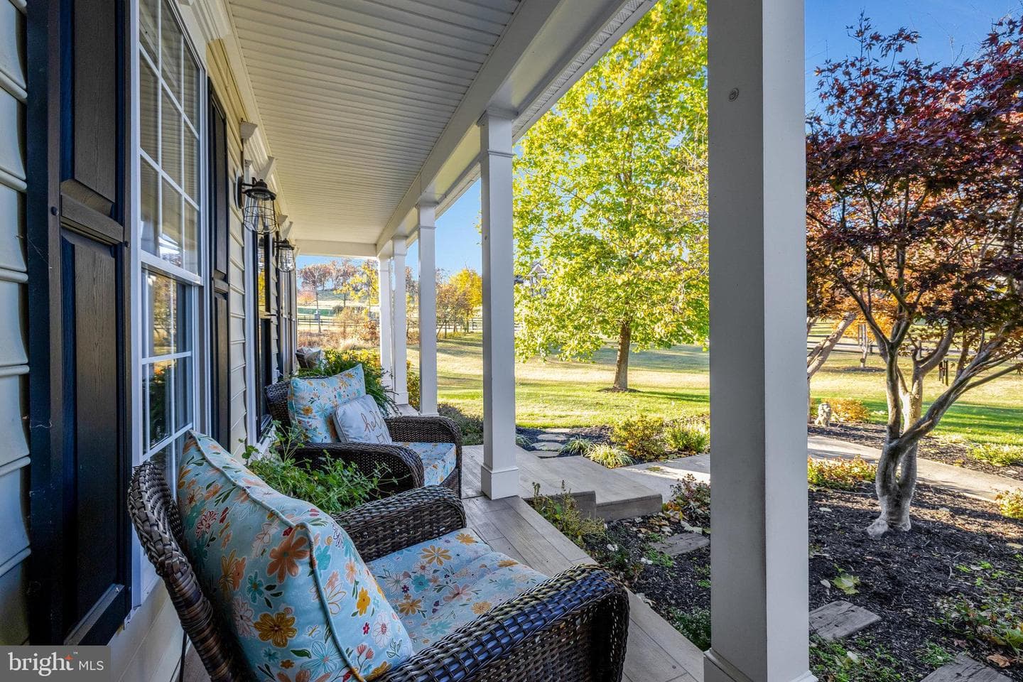 36169 Silcott Meadow Place photo 2