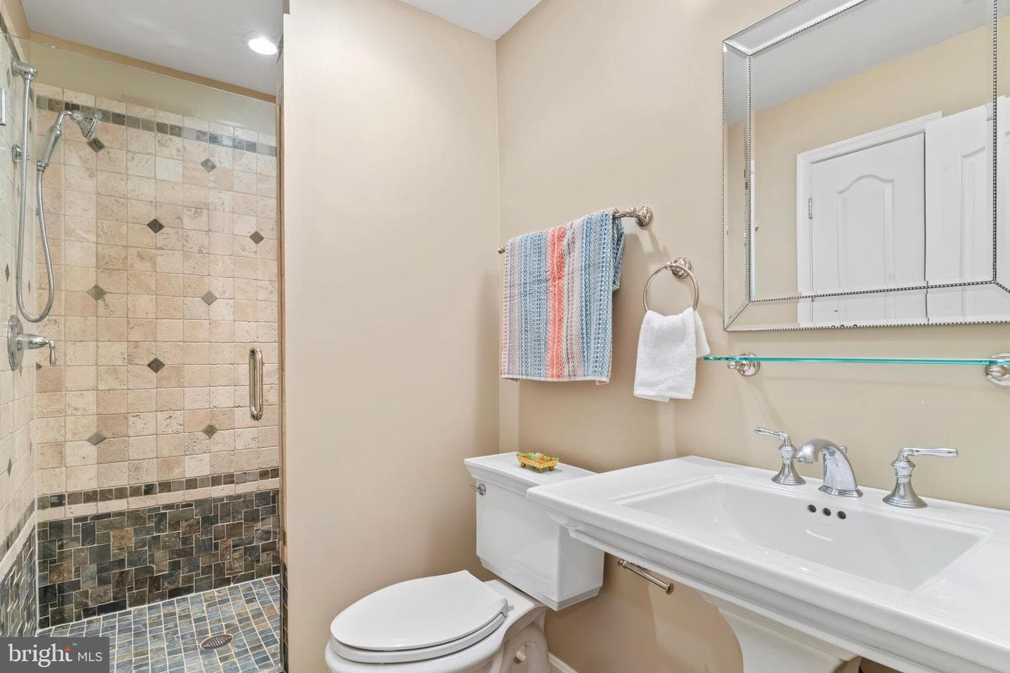 20548 Tidewater photo 43