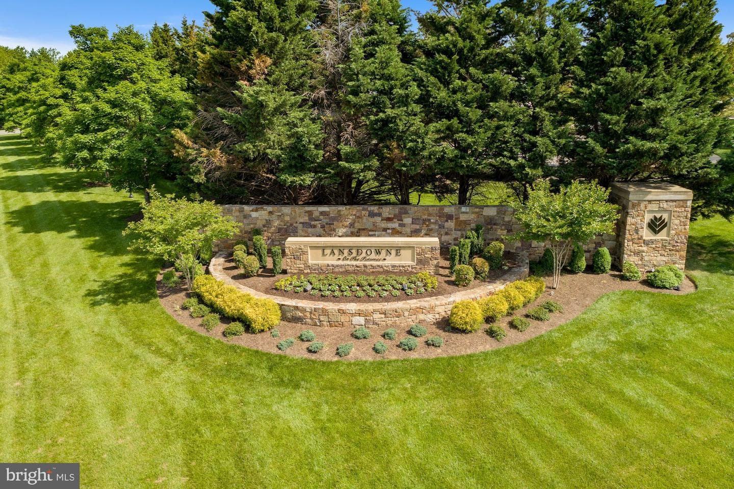 44029 Riverpoint Drive photo 100