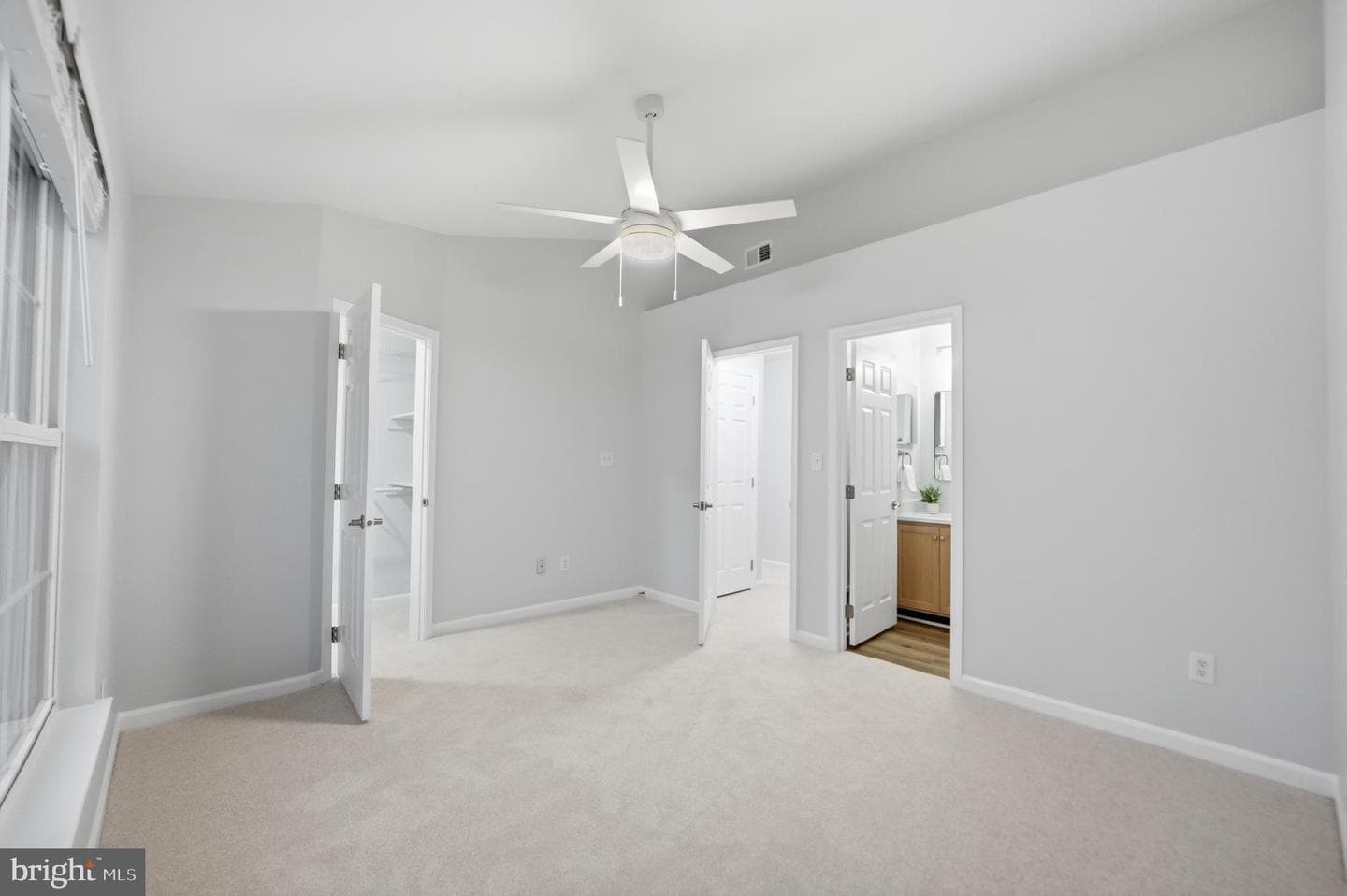42834 McComas Terrace photo 26