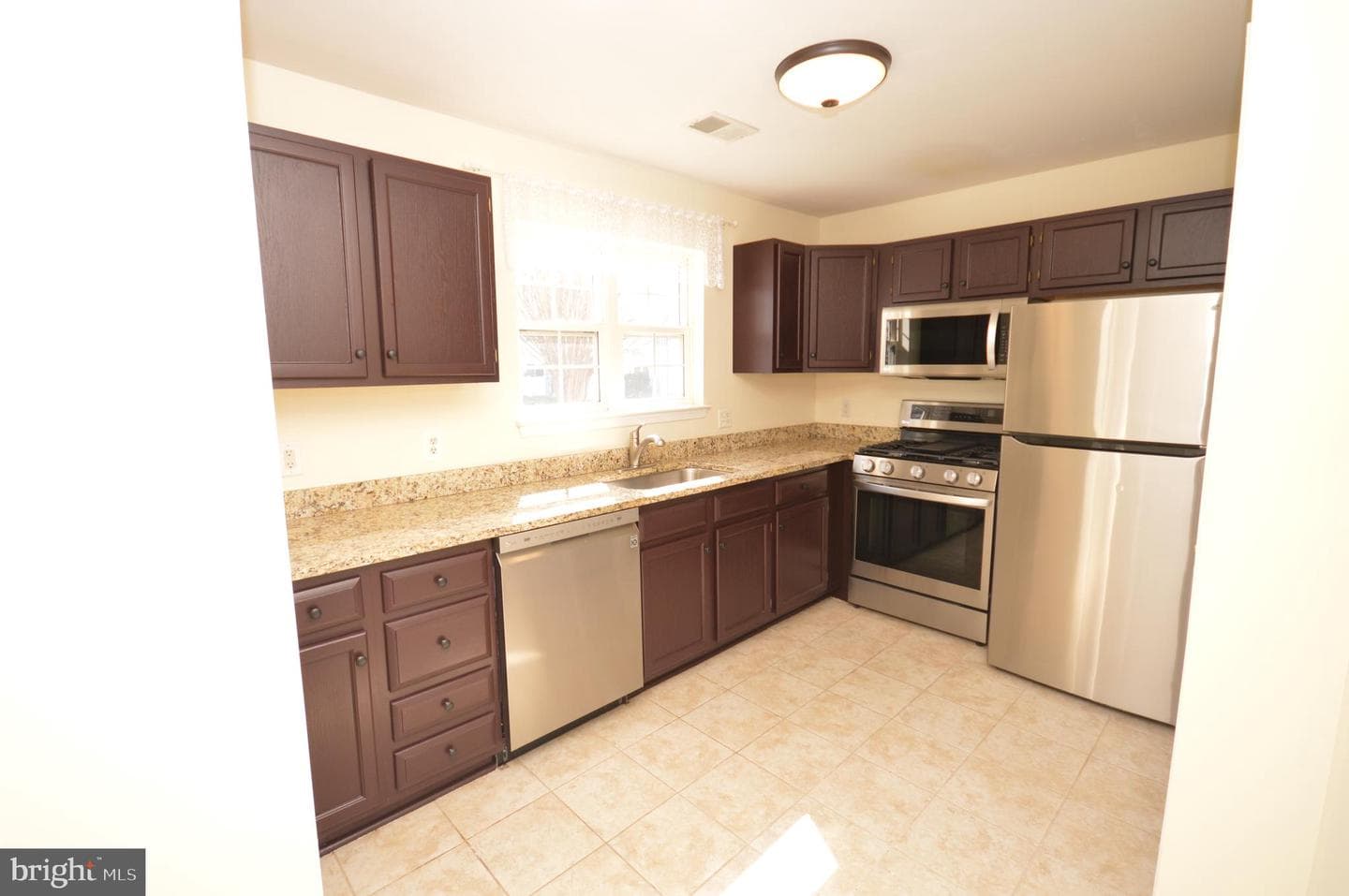 625 Constellation Square SE #a photo 14