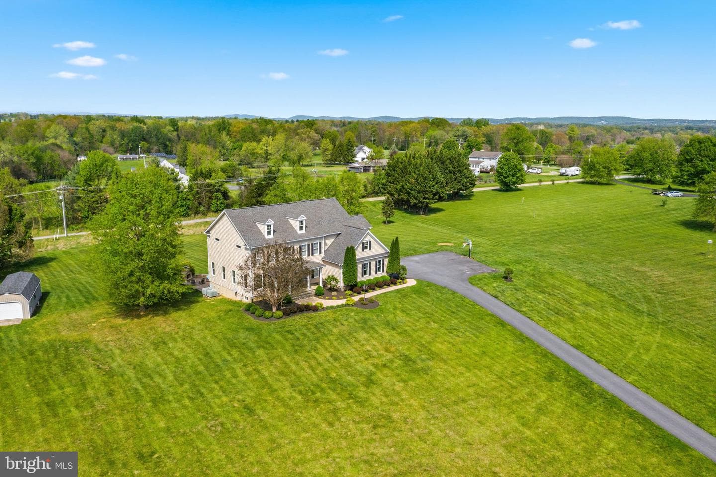 16527 Hampton Road photo 47