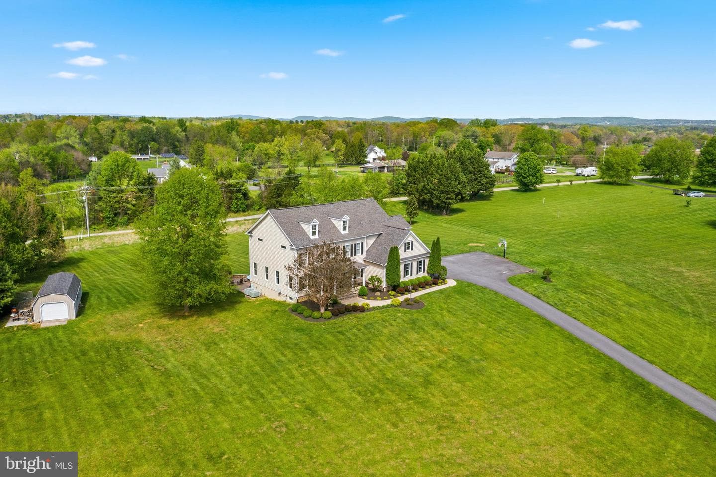 16527 Hampton Road photo 48