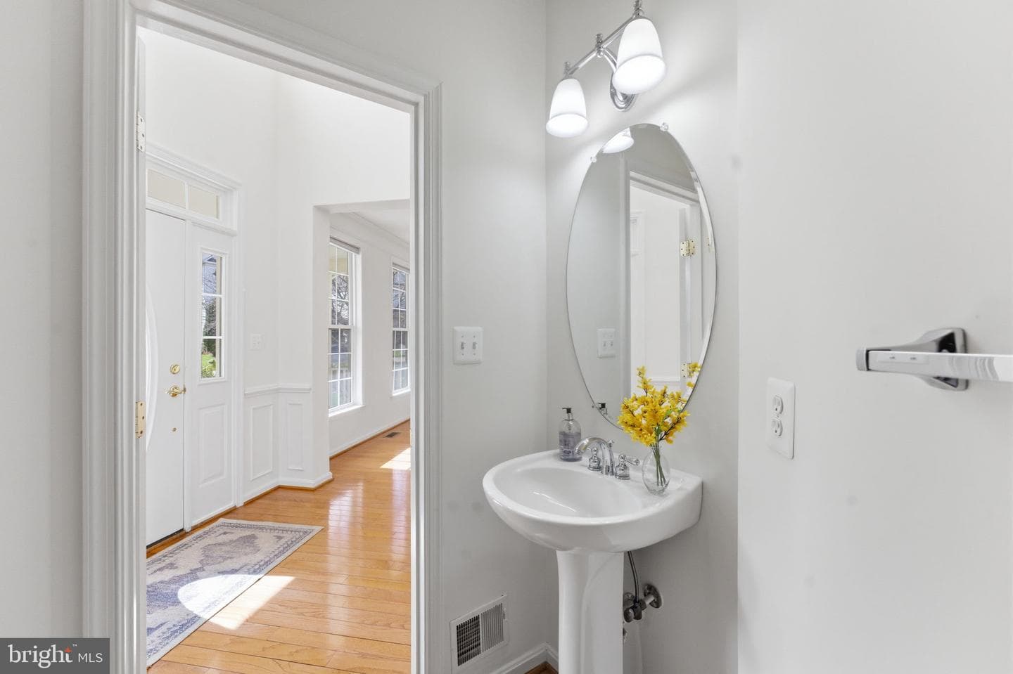 43358 Fullerton photo 27