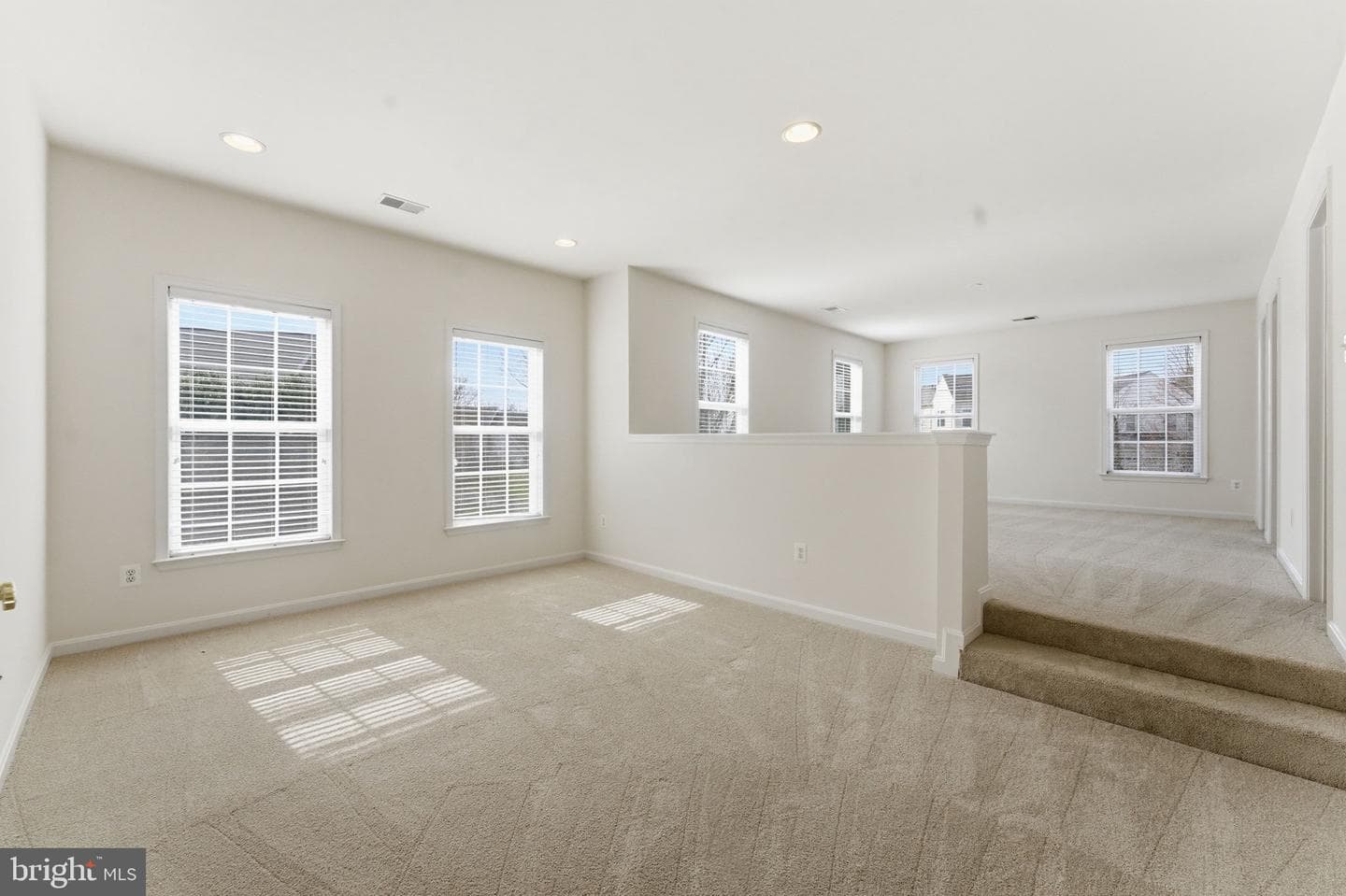 43358 Fullerton photo 30