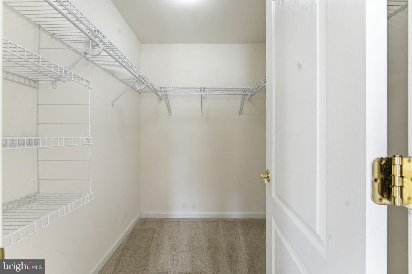 43358 Fullerton photo 40
