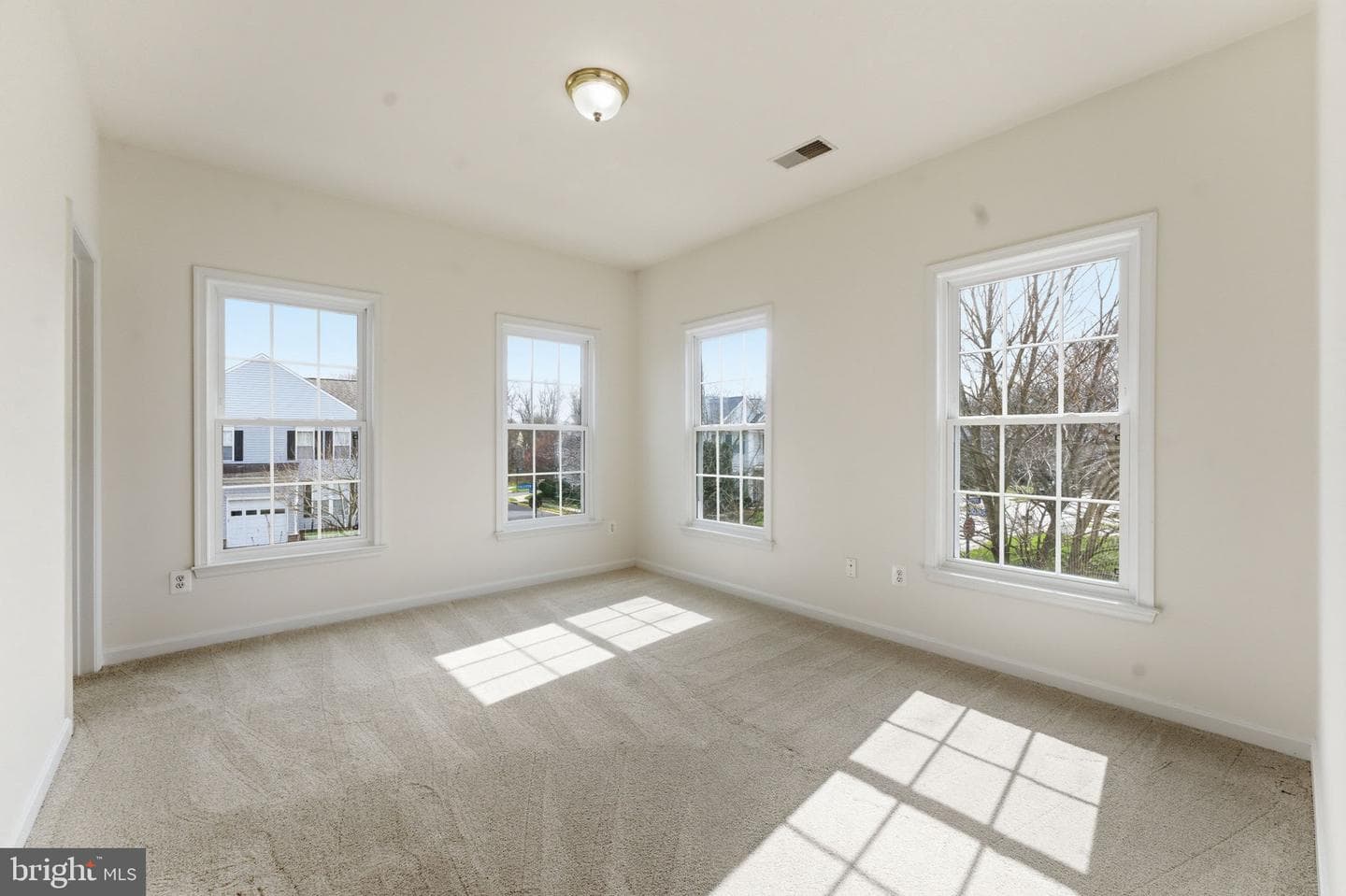 43358 Fullerton photo 44