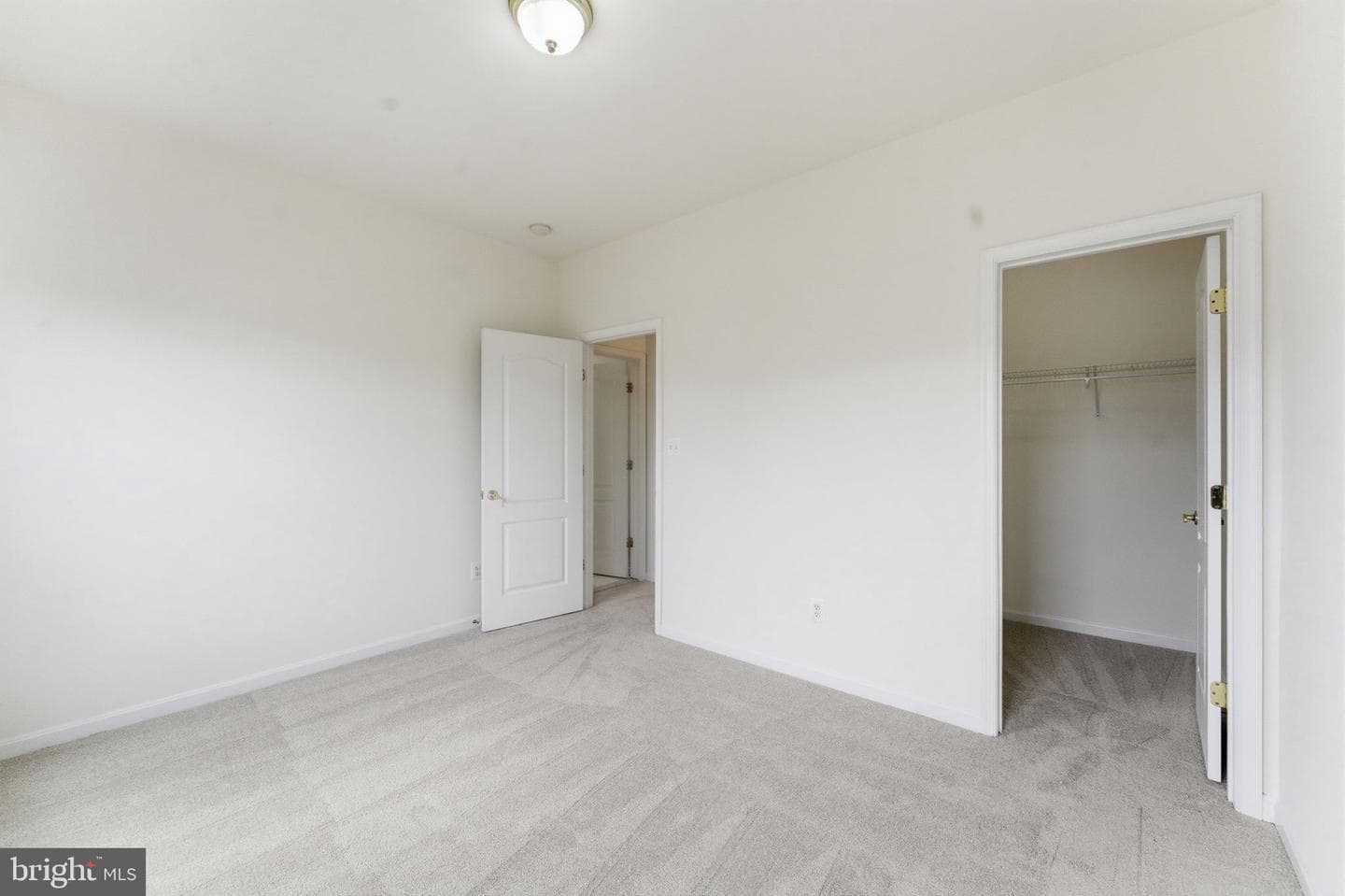 43358 Fullerton photo 48