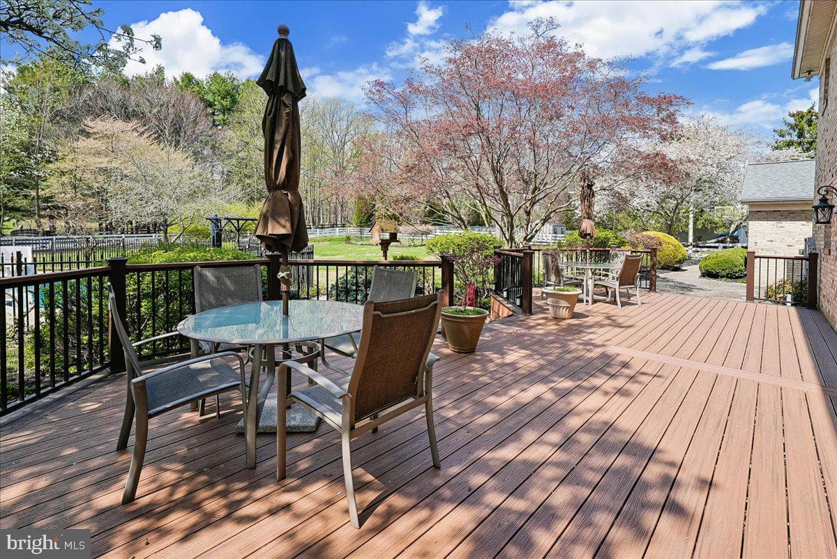 14351 Rosefinch Circle photo 23