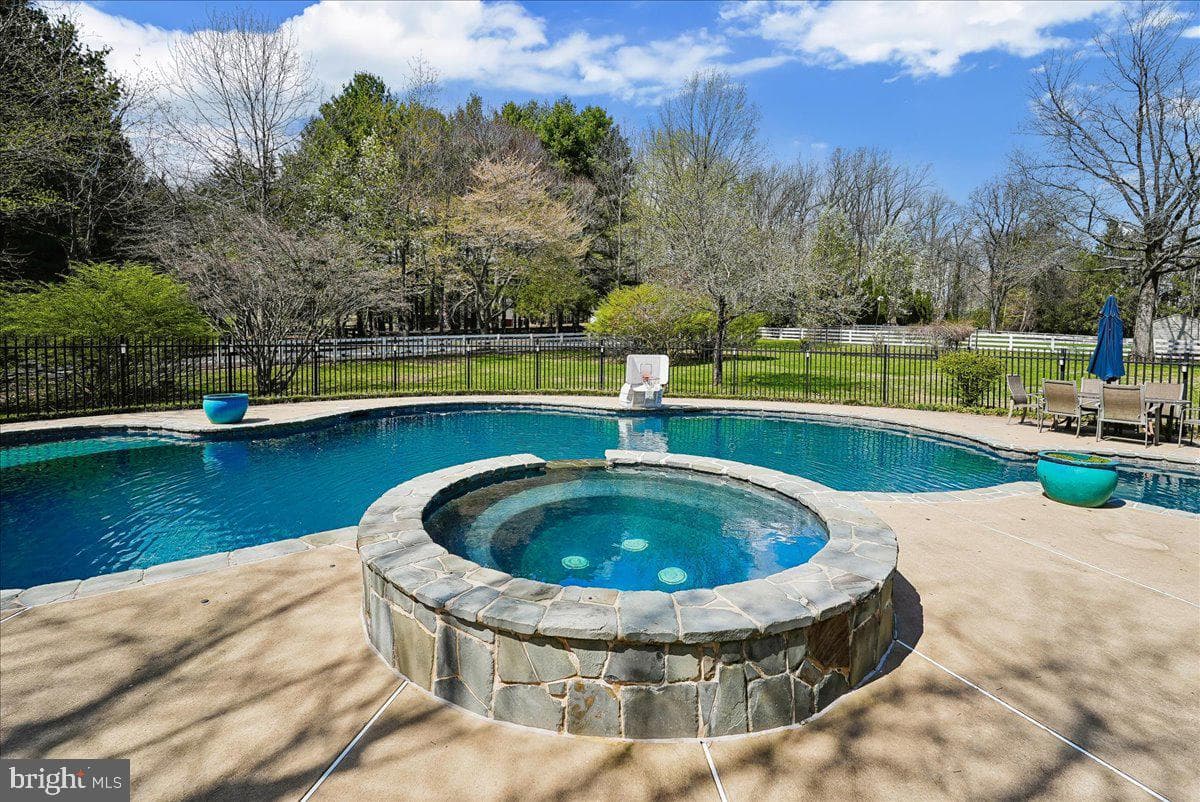 14351 Rosefinch Circle photo 28