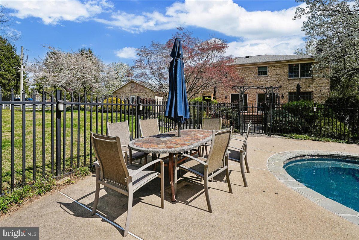 14351 Rosefinch Circle photo 92