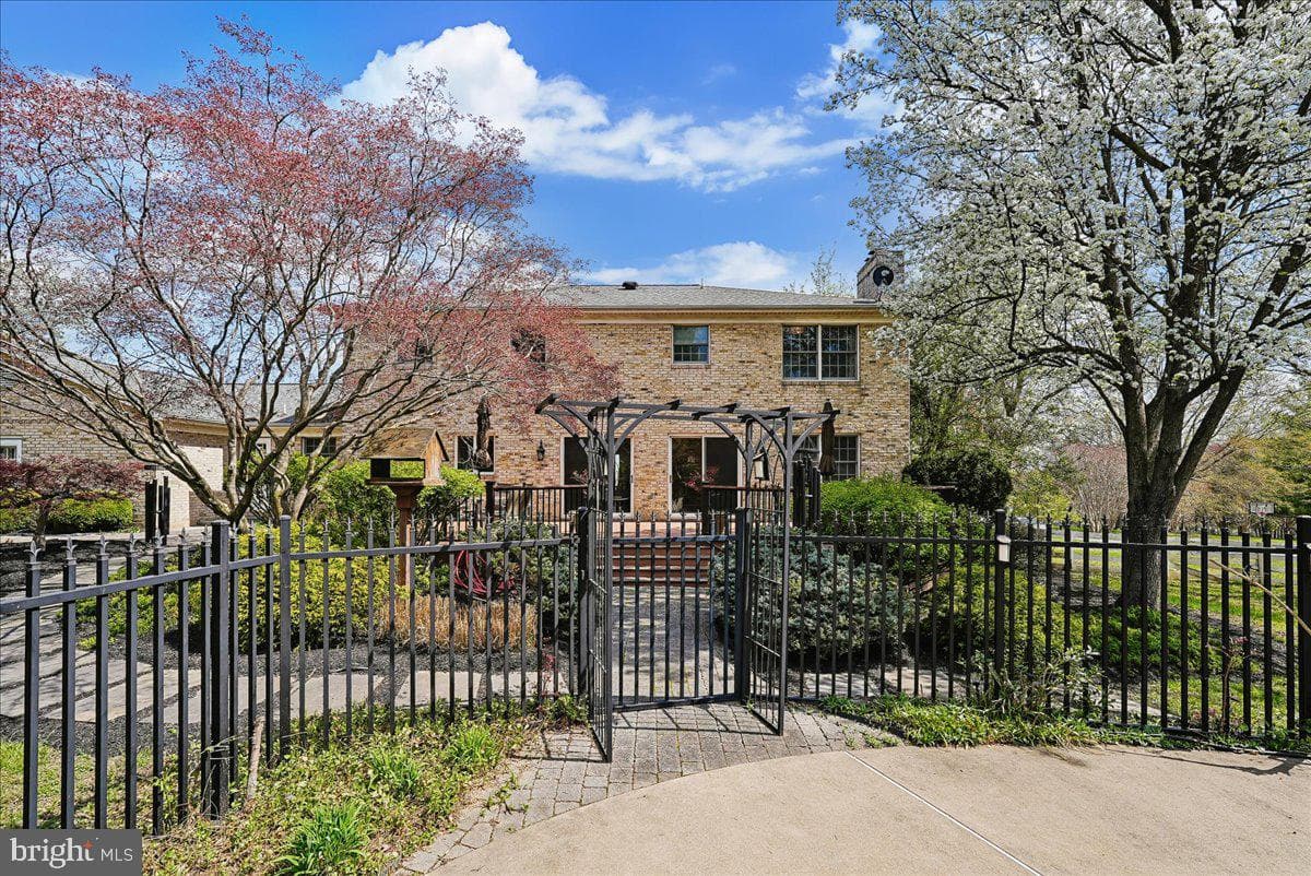 14351 Rosefinch Circle photo 93