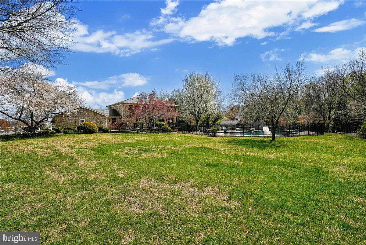 14351 Rosefinch Circle photo 94