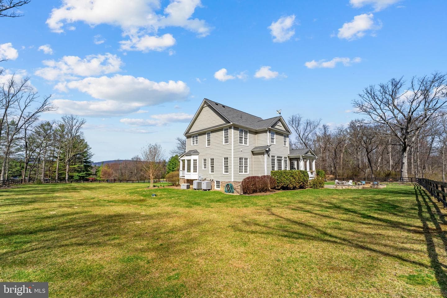 18940 Airmont Road photo 72
