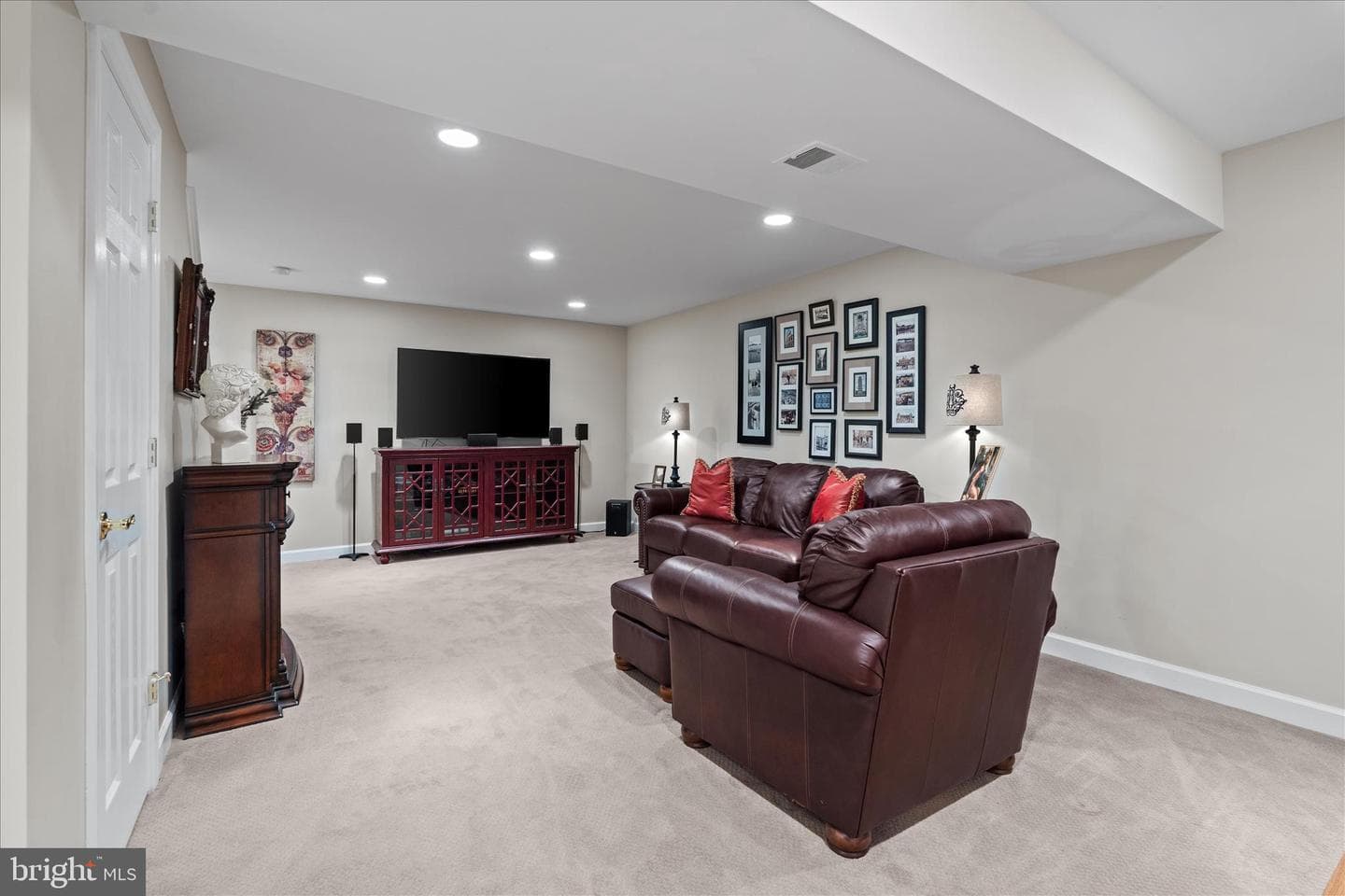20547 Birchfield Place photo 46