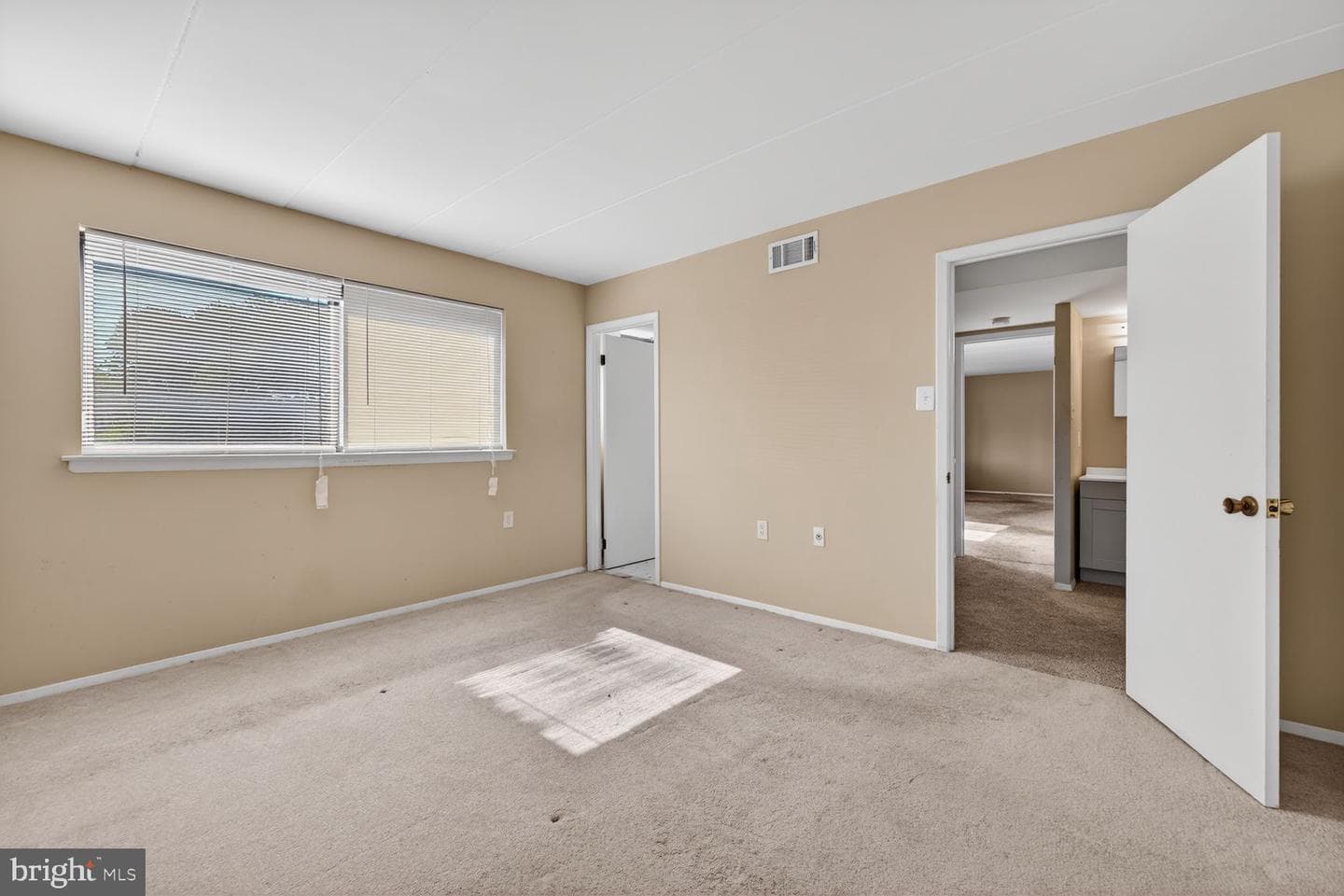 125 Clubhouse Drive SW #1 photo 11