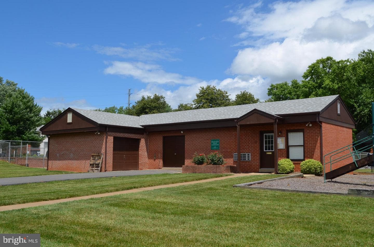 125 Clubhouse Drive SW #1 photo 23