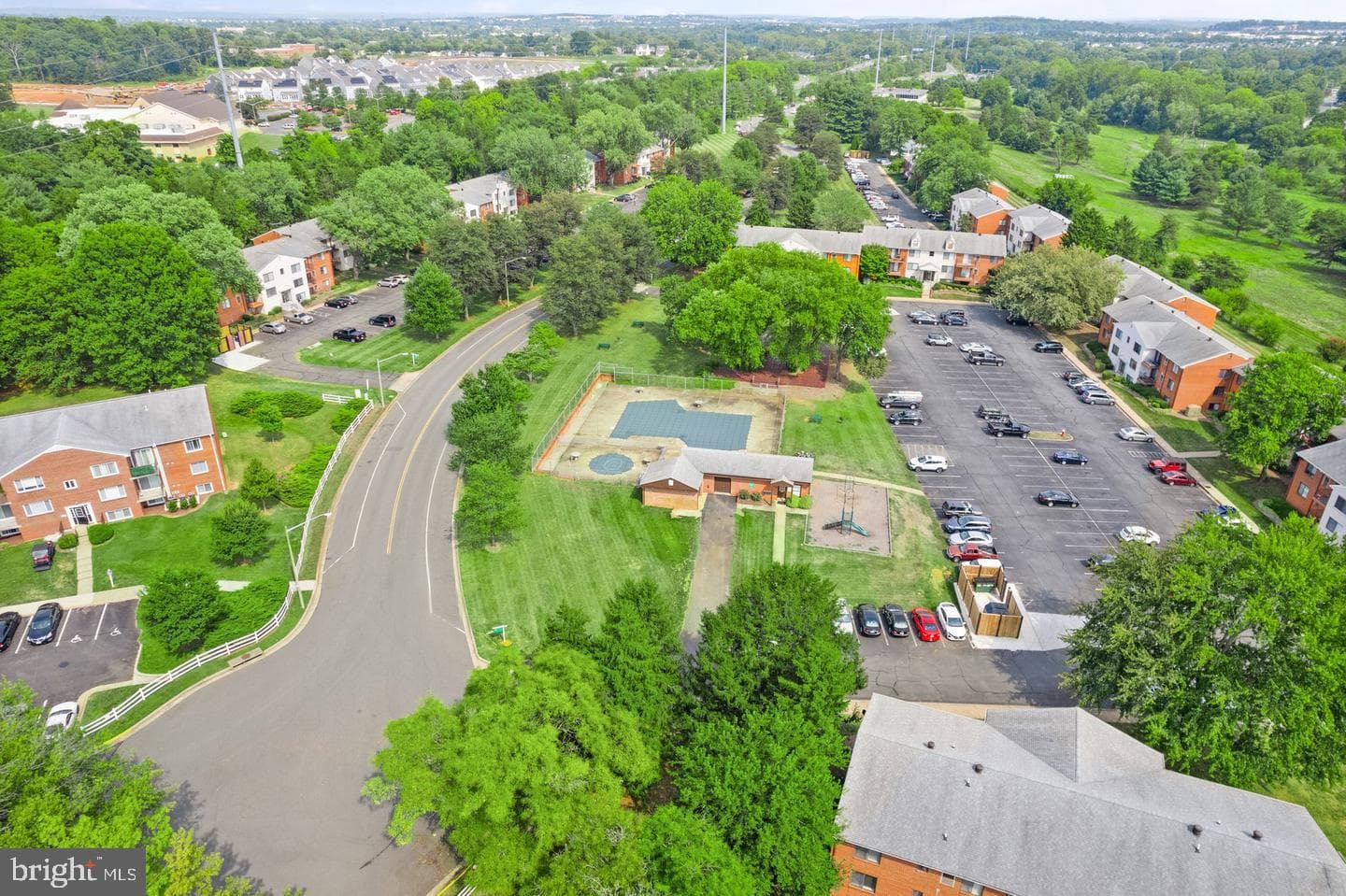 125 Clubhouse Drive SW #1 photo 48