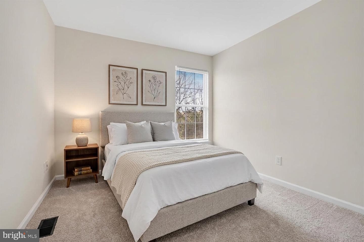 20686 Pomeroy Court photo 32