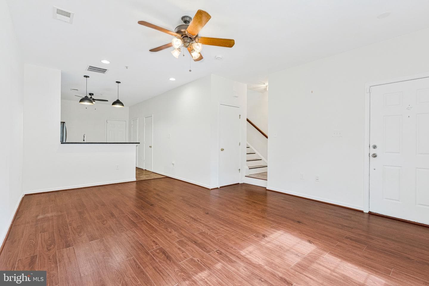 43662 Mcdowell Square photo 8