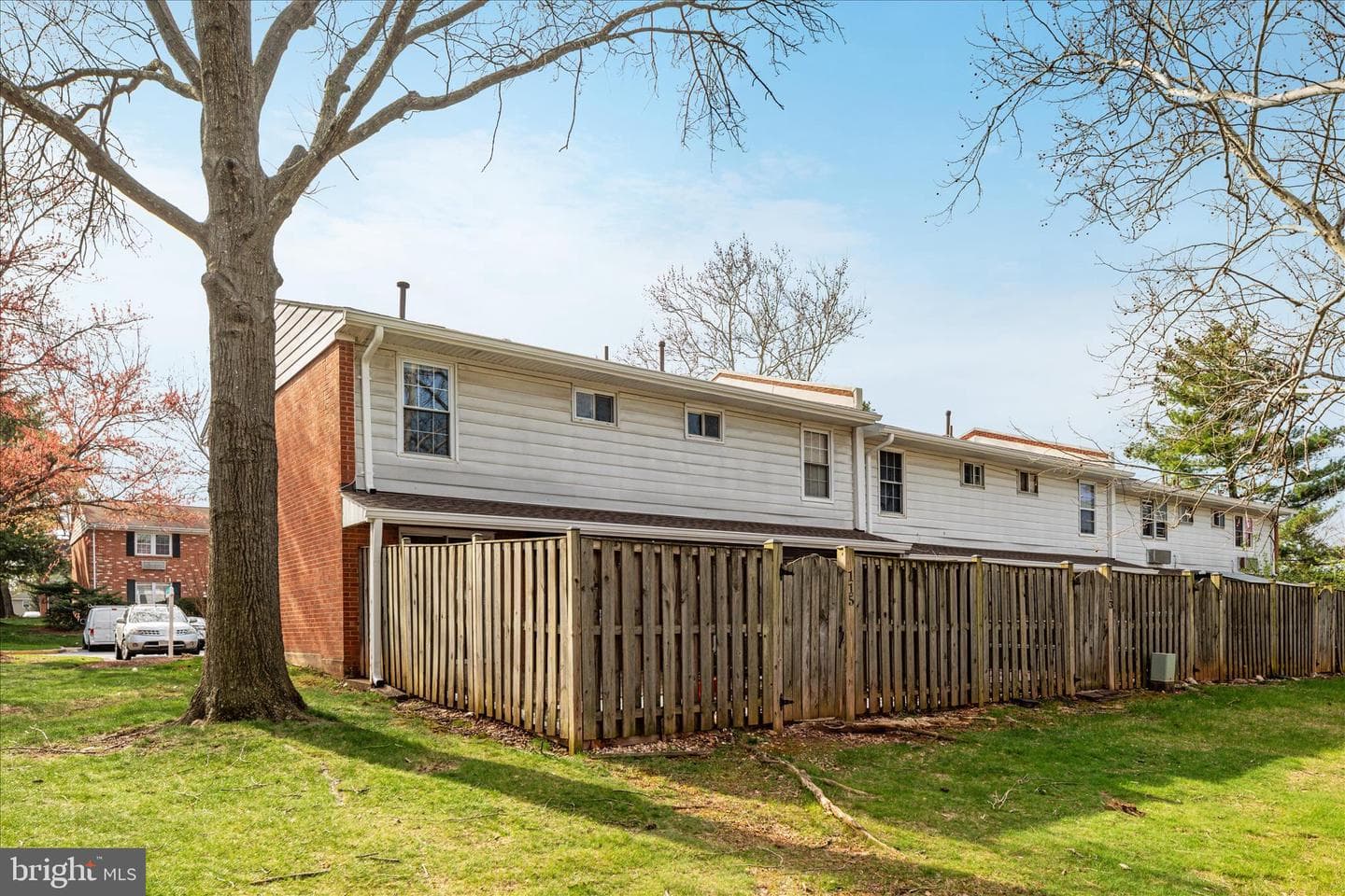 115 N Duke photo 11