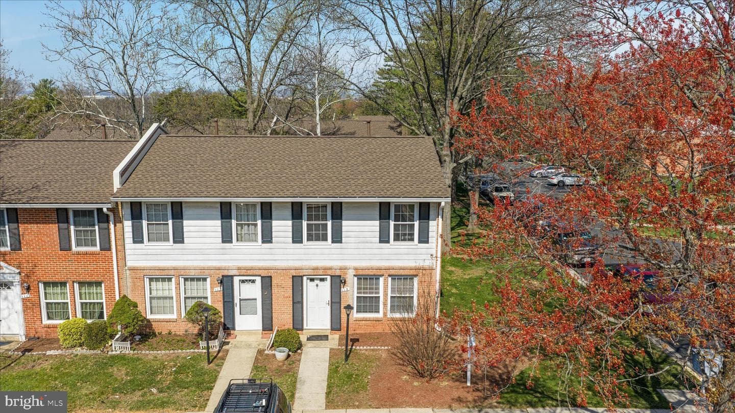 115 N Duke photo 12