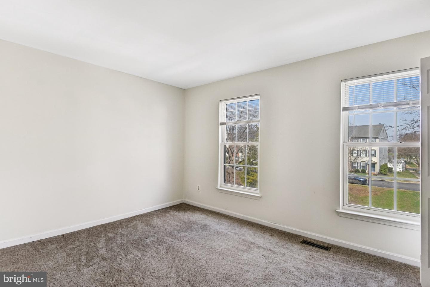 42847 Pilgrim Square photo 21