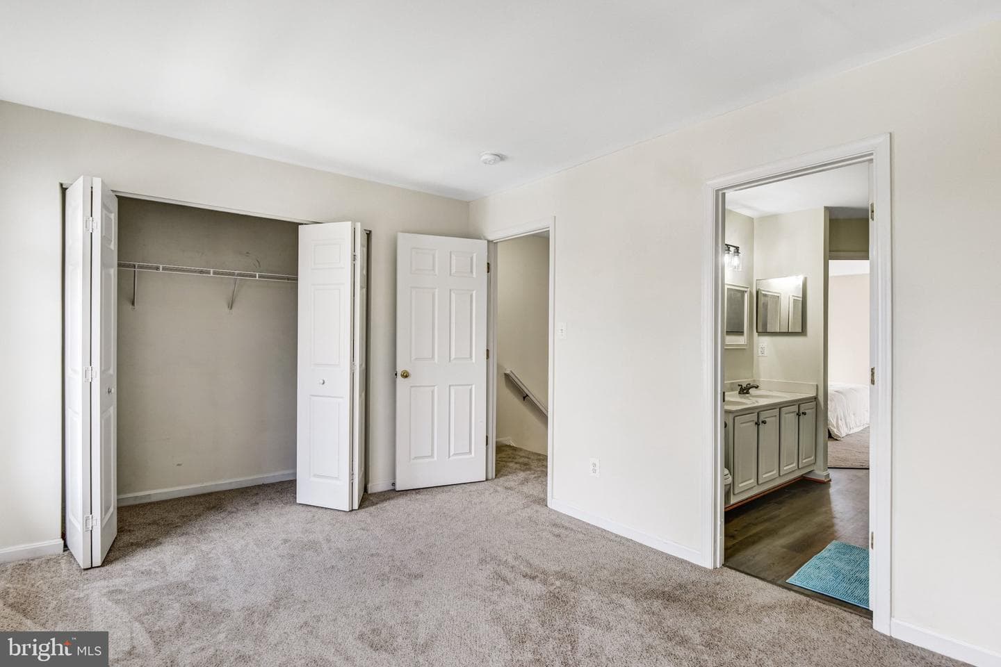 42847 Pilgrim Square photo 22