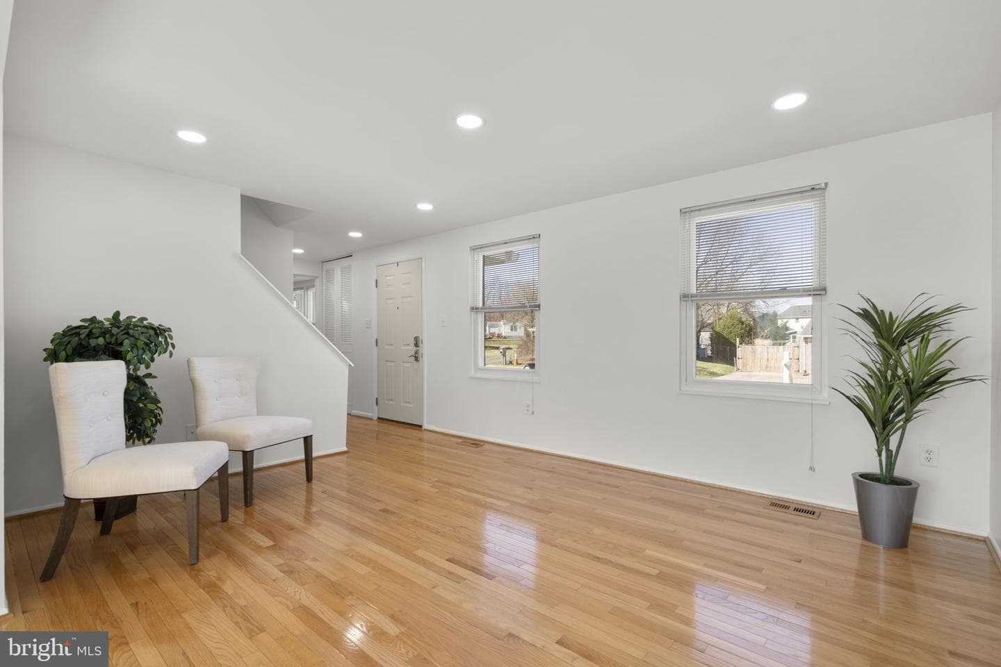 108 N Garfield Road photo 6
