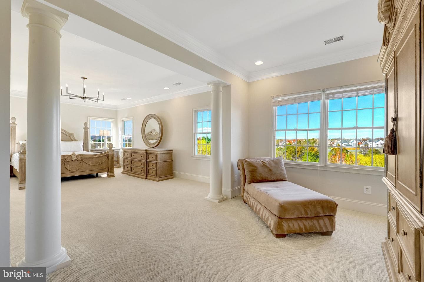 43044 Unison Knoll Circle photo 43