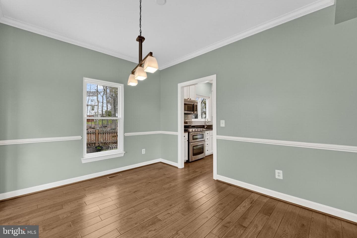 42943 Gotham Way photo 11