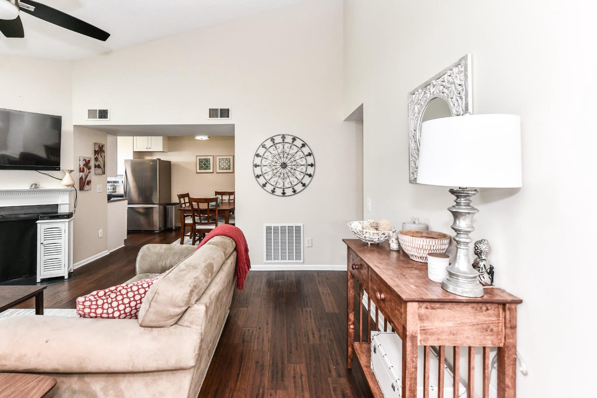 109 Prosperity Avenue SE #f photo 3
