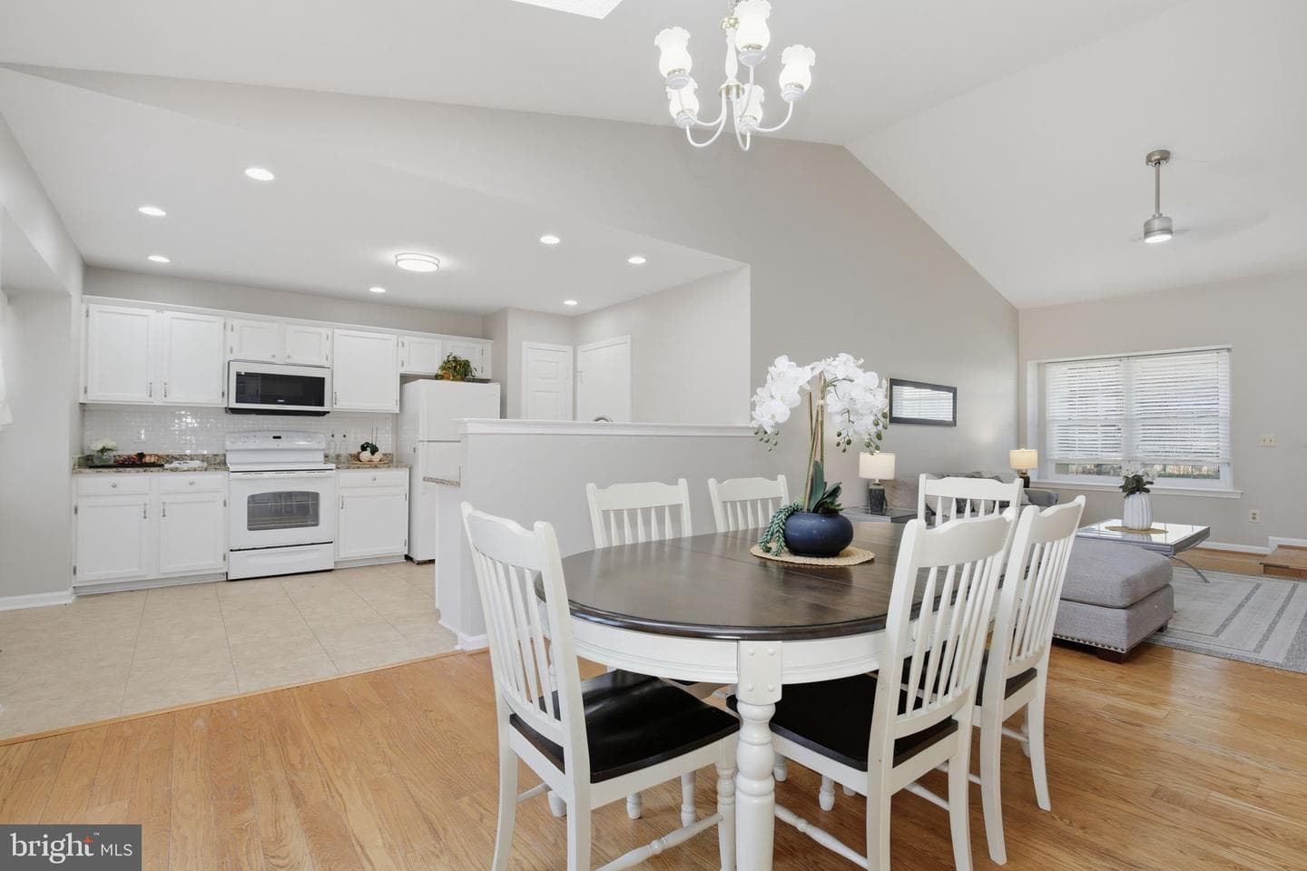 3 Worthington Court photo 3
