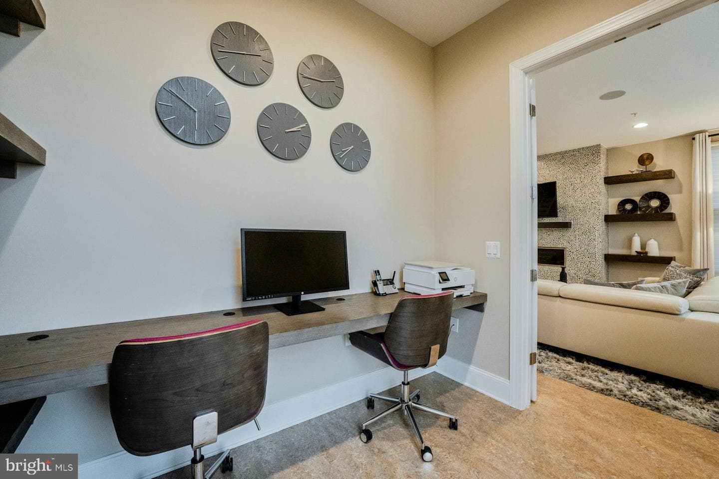 44665 Brushton Terrace photo 36