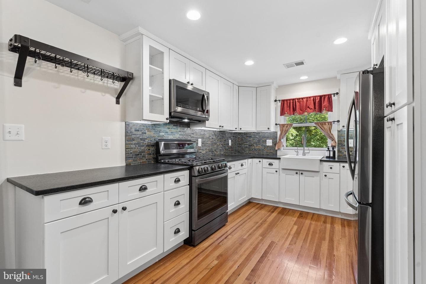 18280 Clayton Hall Road photo 19
