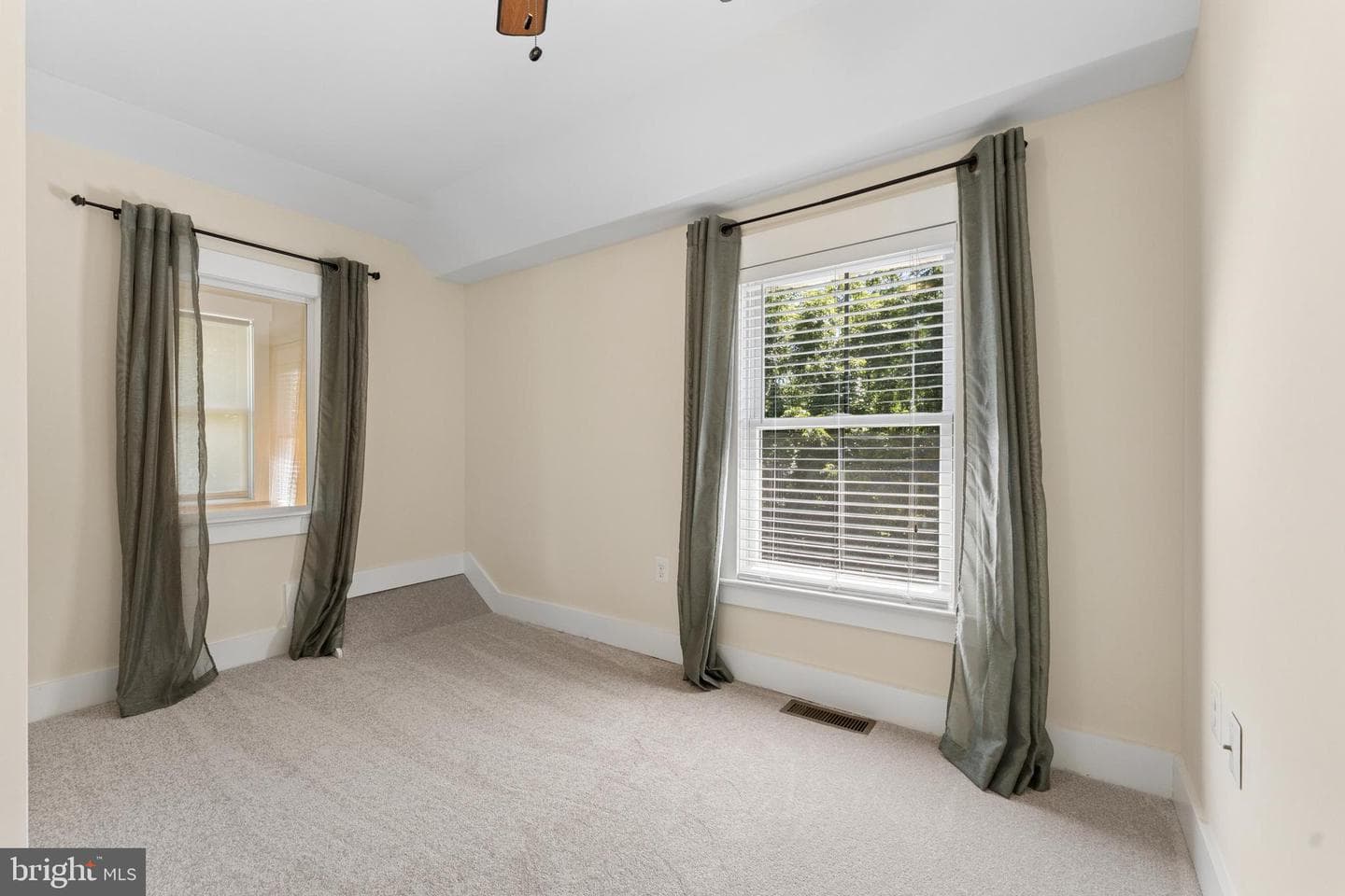 18280 Clayton Hall Road photo 27