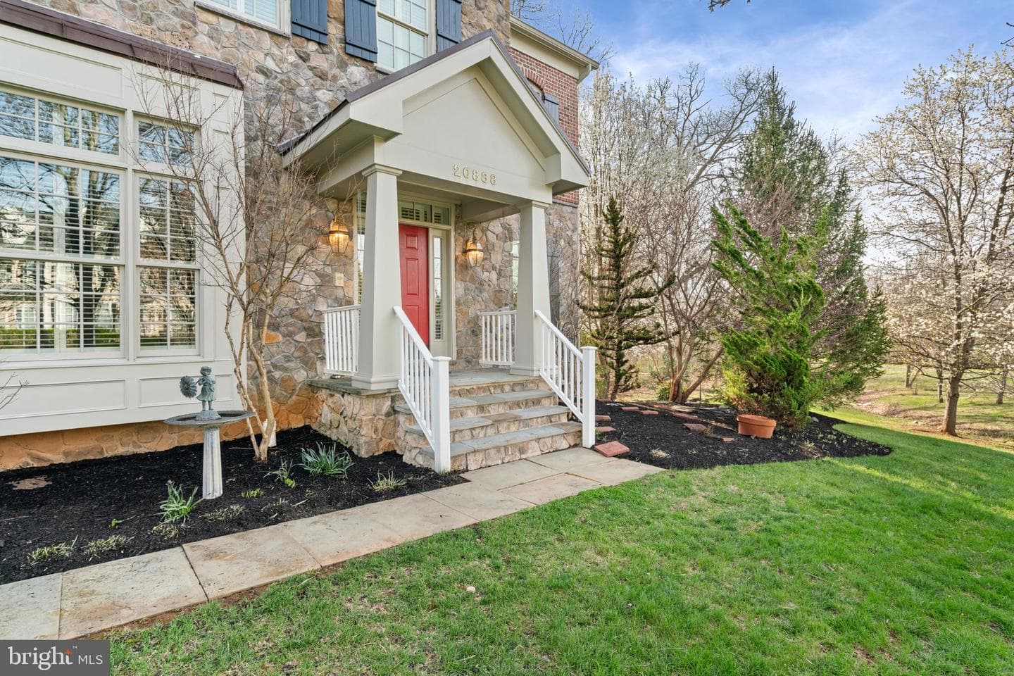 20888 Eckbo Drive photo 5