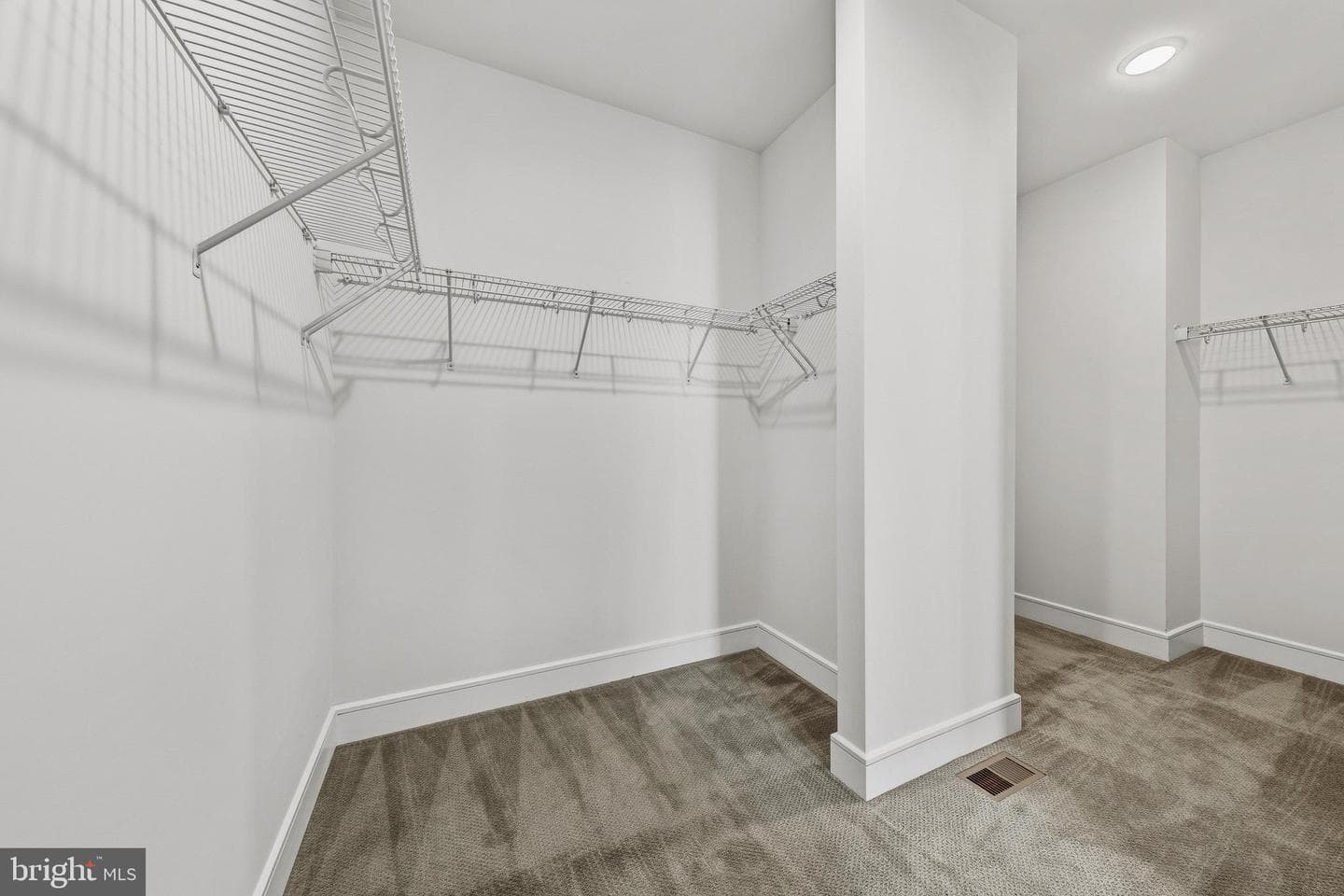 23117 Cottonwillow Square photo 31
