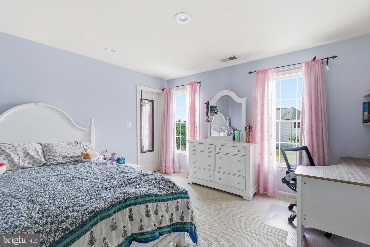 43679 Lucketts Bridge Circle photo 27