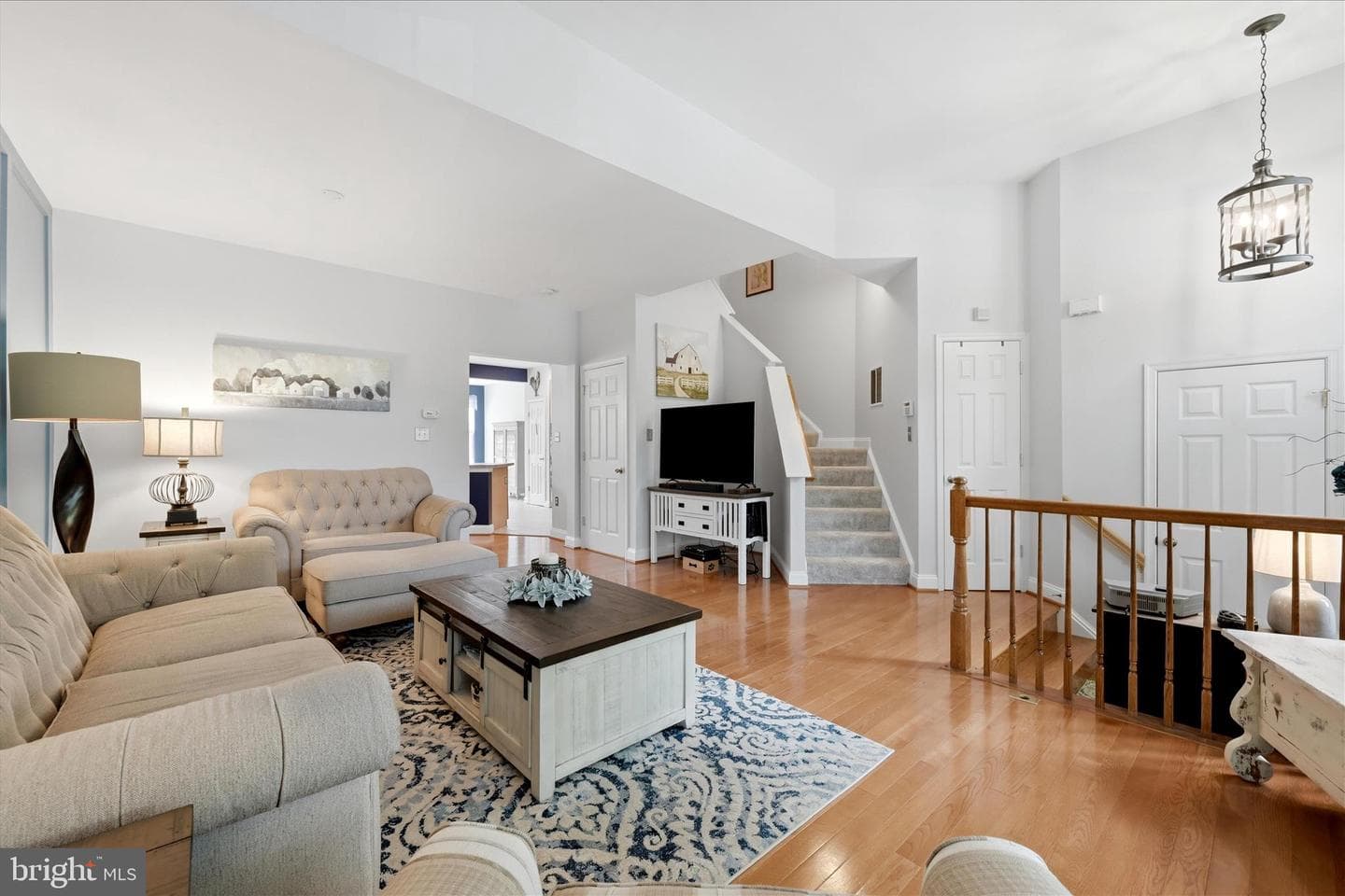 405 Leeds Ridge Court photo 8