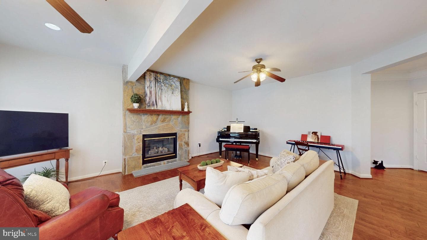 21312 Small Branch Place photo 14