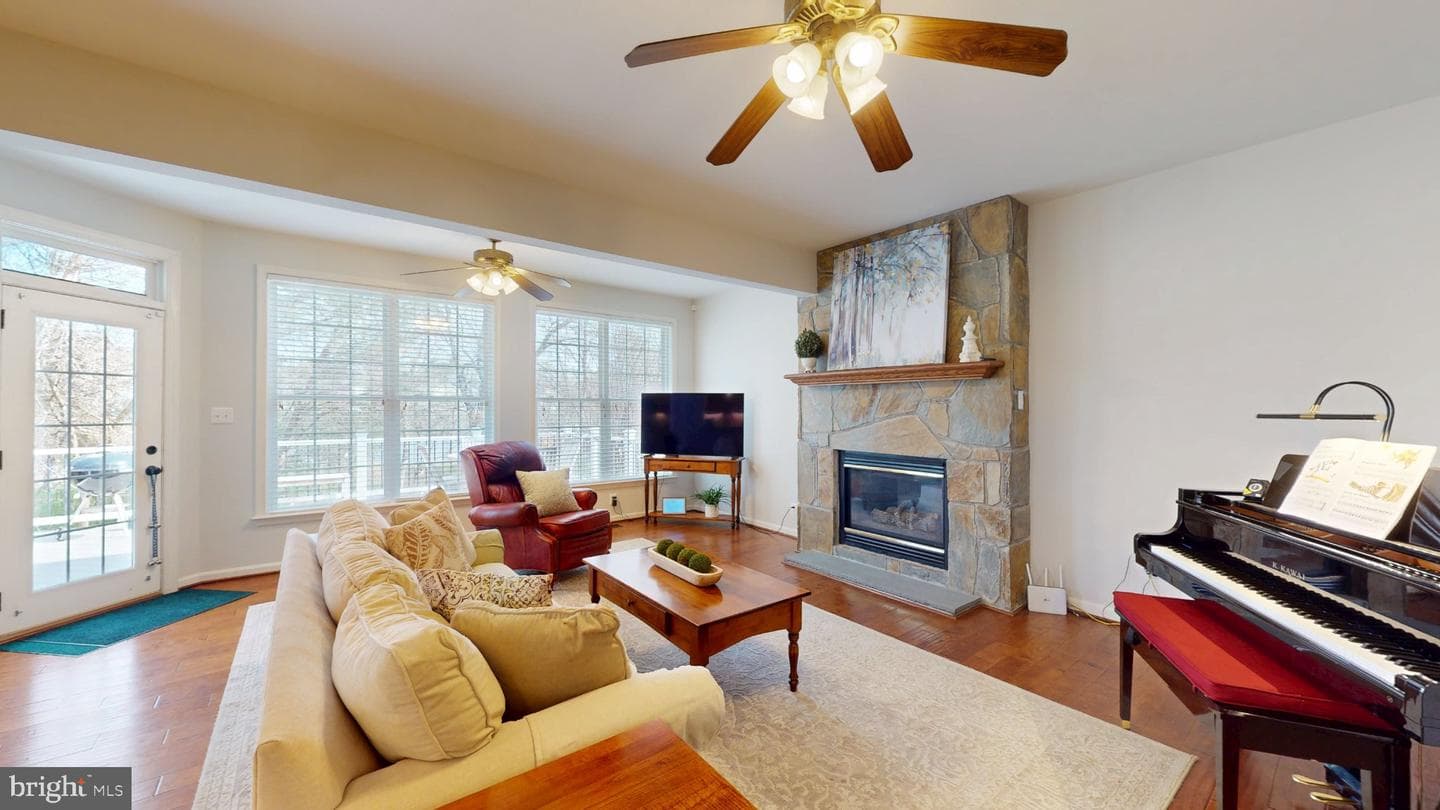 21312 Small Branch Place photo 15