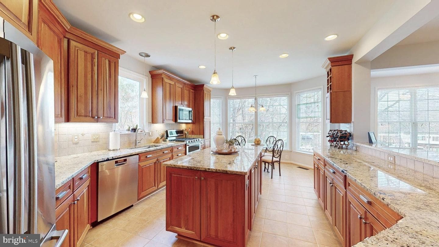 21312 Small Branch Place photo 9