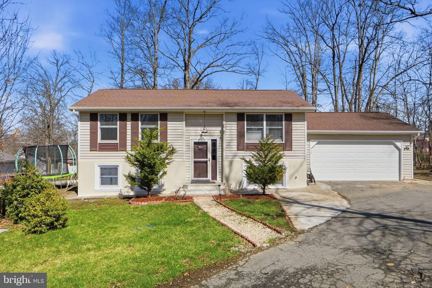 557 Rockbridge Drive SE photo 3
