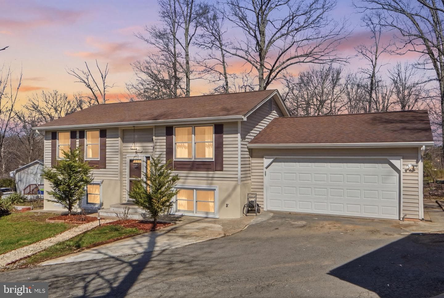 557 Rockbridge Drive SE photo 4