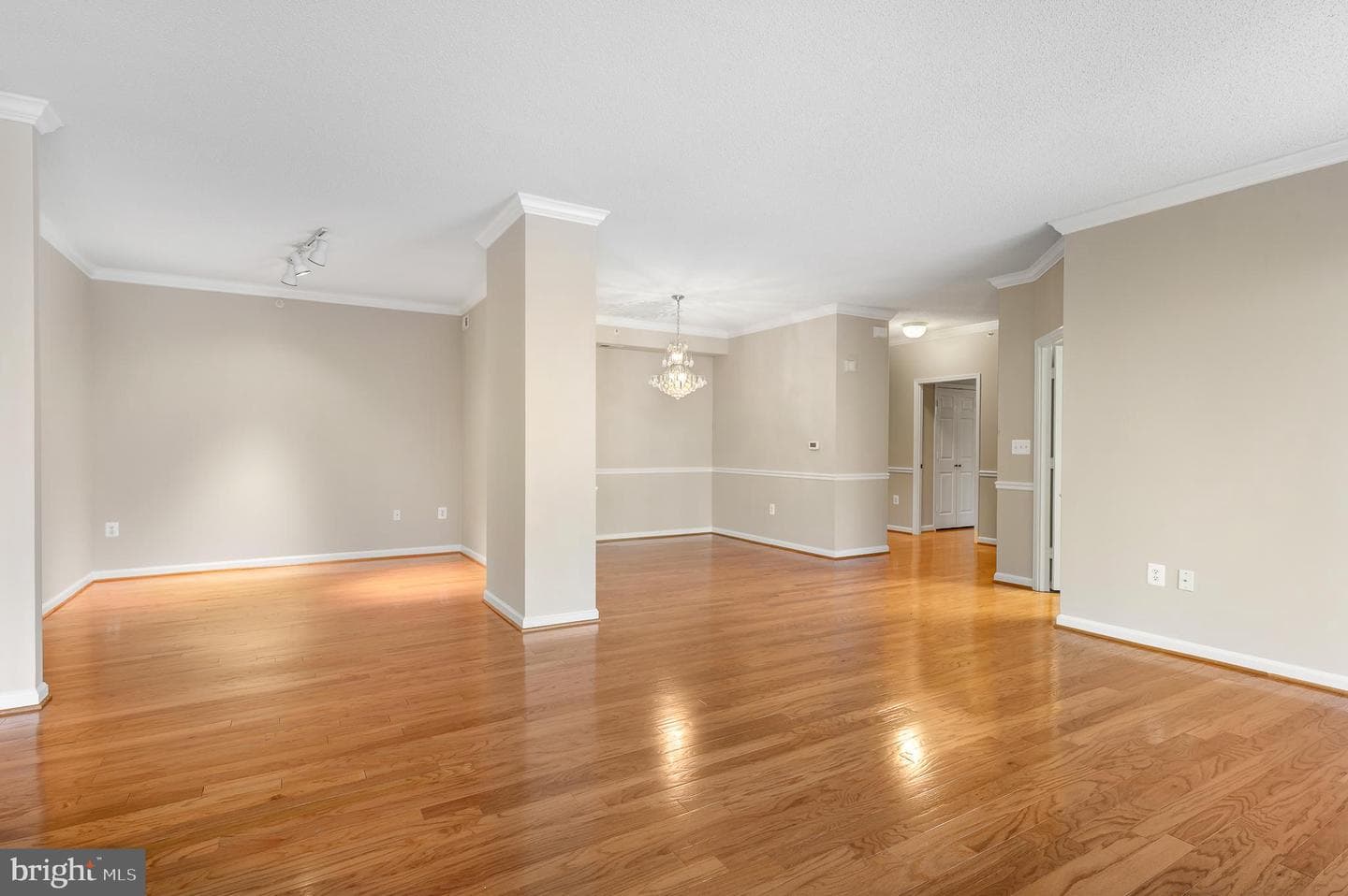 19355 Cypress Ridge Terrace #219 photo 5