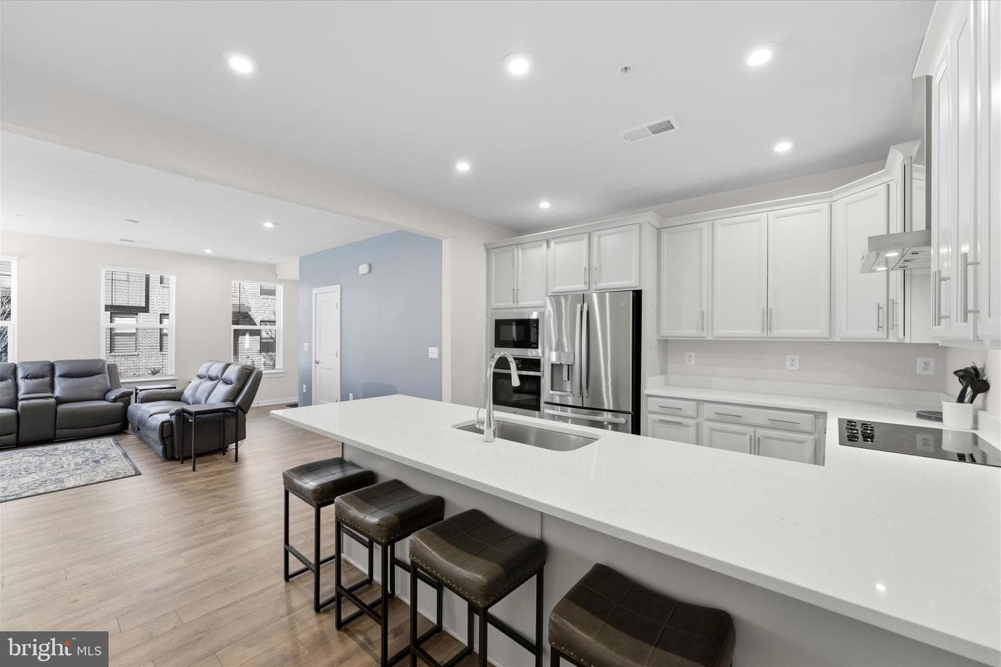 44625 Wolfhound Square photo 10