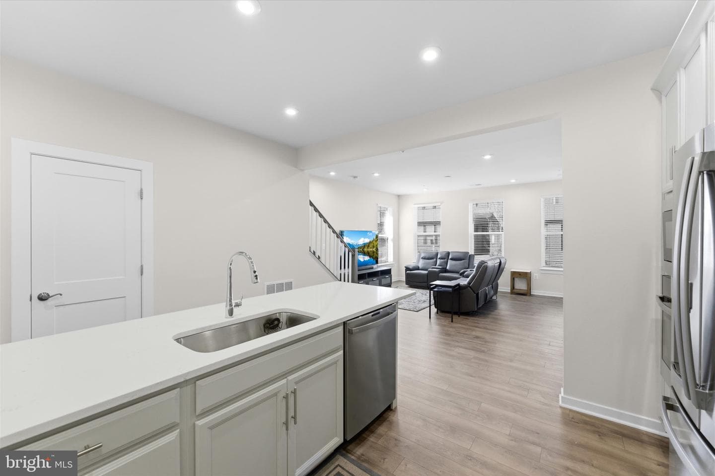 44625 Wolfhound Square photo 11
